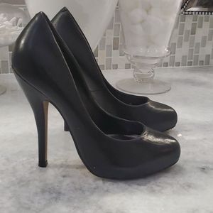 Bakers Black 4.5" Pumps